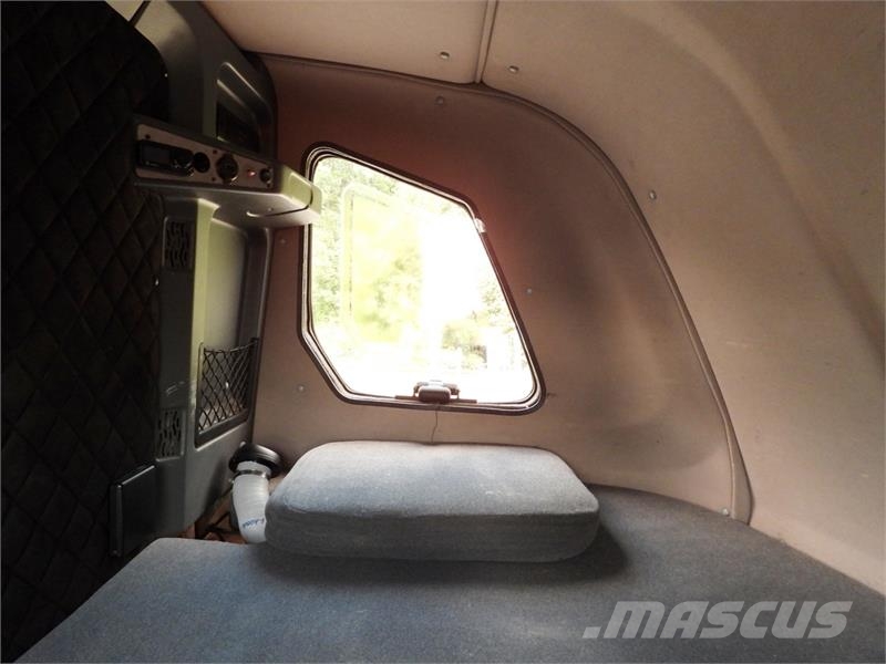 Iveco DAILY 35S18 TARPAULIN 10 PALLETS WEBASTO Zabojni kombi