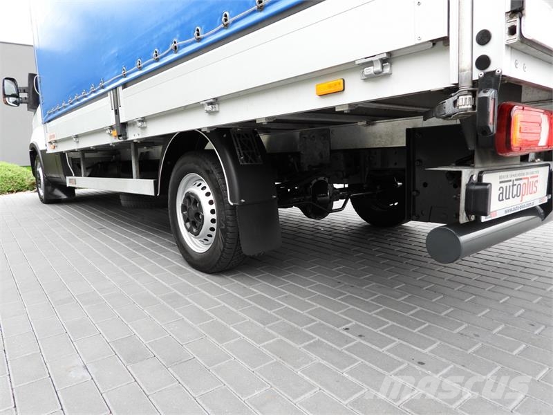 Iveco DAILY 35S18 TARPAULIN LIFT 8 PALLETS WEBASTO Kastenwagen