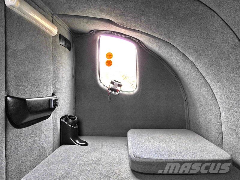 Iveco DAILY 35S18 TARPAULIN 10 PALLETS WEBASTO Vehículos de caha cerrada