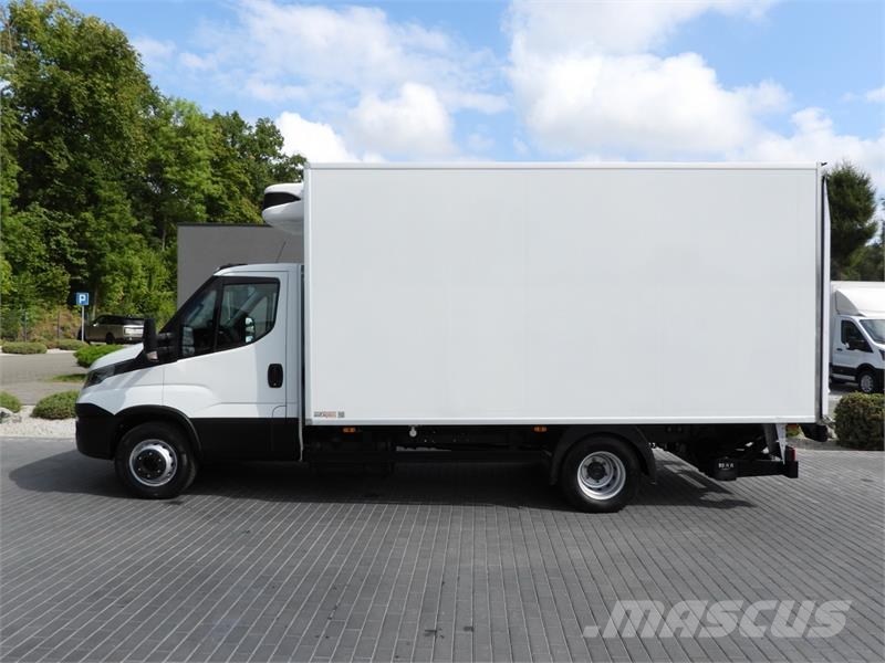 Iveco DAILY 70C17 REFRIGERATOR 1*C LIFT 9 PALLETS Hűtős