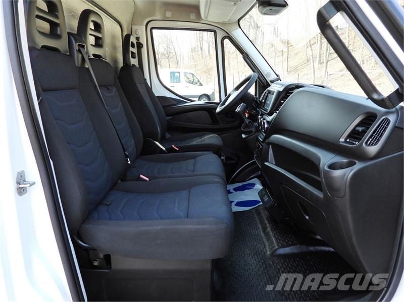 Iveco DAILY REGRIGERATOR BOX -10*C LIFT 9 PALLETS Temperature controlled trucks