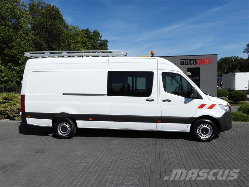 Mercedes-Benz SPRINTER  316 BOX DELIVERY VAN 7 SEATS شاحنة مقفلة