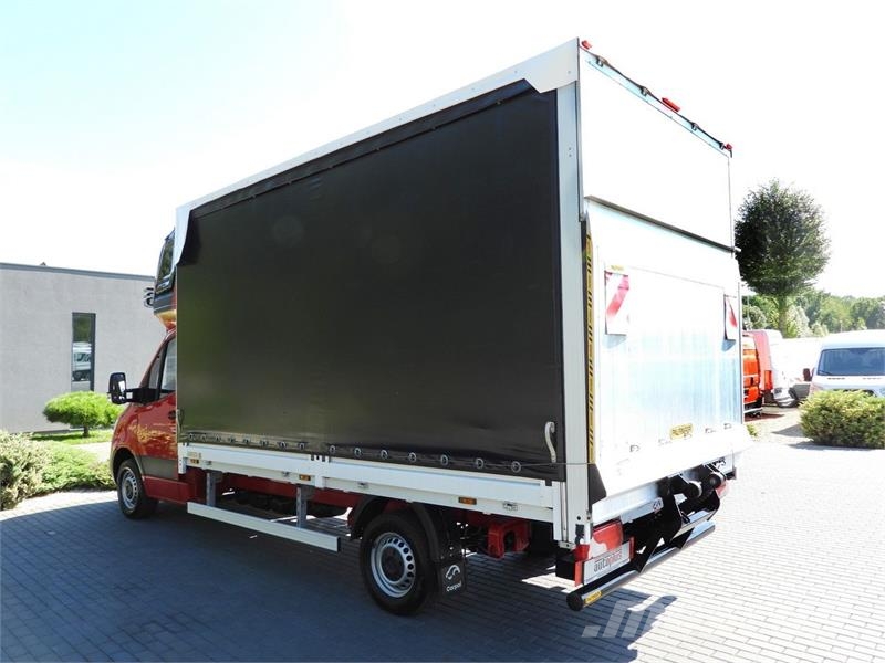 Mercedes-Benz SPRINTER 316 TARPAULIN LIFT 8 PALLETS WEBASTO Skříňová nástavba