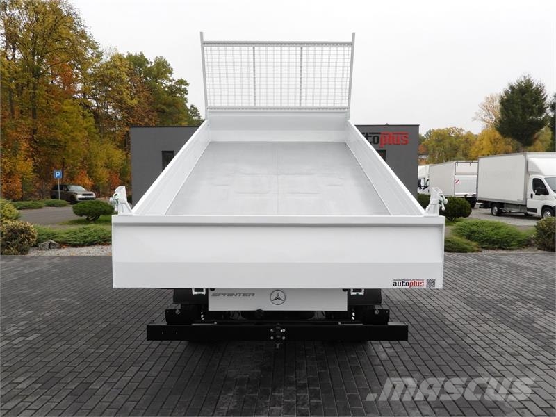 Mercedes-Benz SPRINTER 516 TIPPER CRUISE CONTROL TWIN WHEELS Sklápěcí dodávky