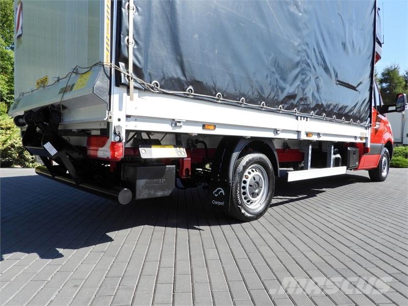 Mercedes-Benz SPRINTER 316 TARPAULIN LIFT 8 PALLETS WEBASTO Skříňová nástavba