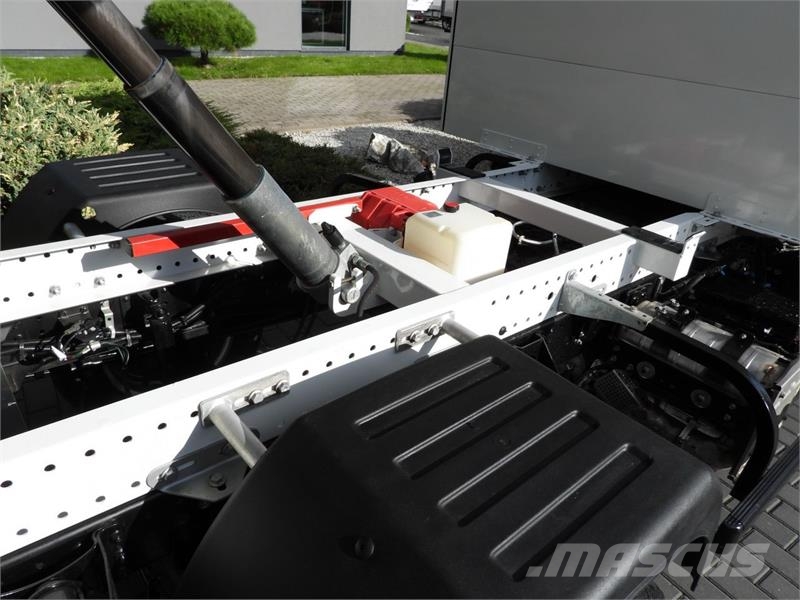 Mitsubishi CANTER  FUSO 3C15 TIPPER LED LIGHTS TWIN WHEELS Tipper vans
