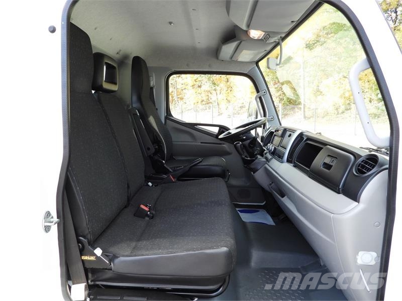 Mitsubishi CANTER  FUSO 3C15 TIPPER LED LIGHTS TWIN WHEELS Tipper vans