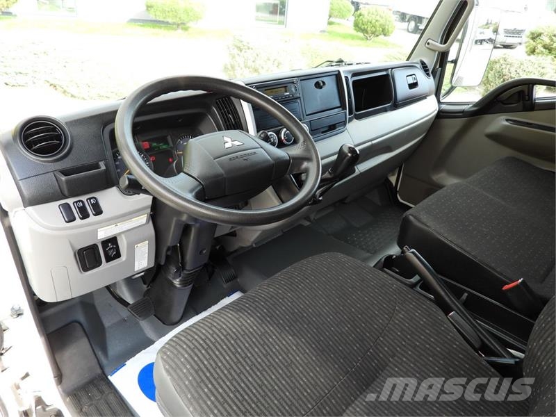 Mitsubishi CANTER  FUSO 3C15 TIPPER LED LIGHTS TWIN WHEELS Tipper vans
