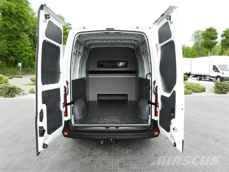 Opel MOVANO   BOX DELIVERY VAN 7 SEATS CRUISE CONTROL شاحنة مقفلة