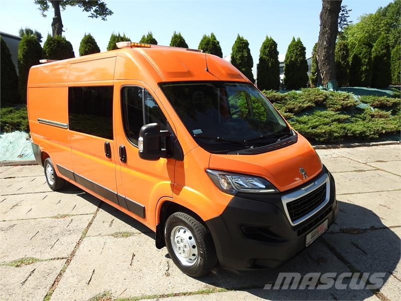 Peugeot BOXER BOX DELIVERY VAN 7 SEATS AIR CONDITIONING Lieferwagen
