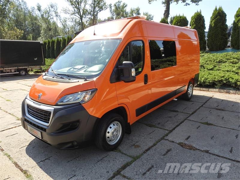 Peugeot BOXER BOX DELIVERY VAN 7 SEATS AIR CONDITIONING Lieferwagen
