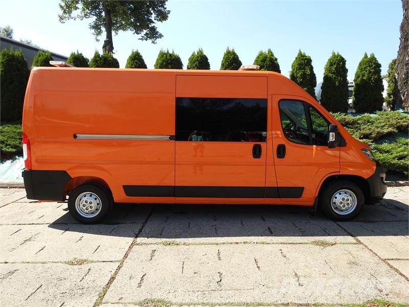 Peugeot BOXER BOX DELIVERY VAN 7 SEATS AIR CONDITIONING Lieferwagen