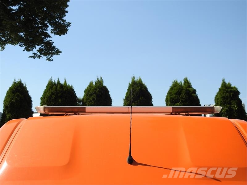 Peugeot BOXER BOX DELIVERY VAN 7 SEATS AIR CONDITIONING Lieferwagen
