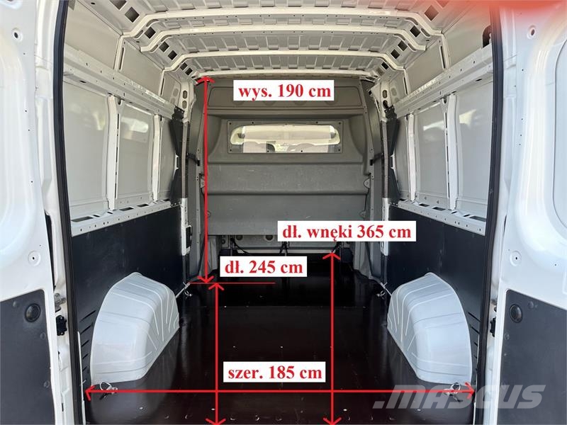 Peugeot BOXER BOX DELIVERY VAN 7 SEATS 110HP Lieferwagen