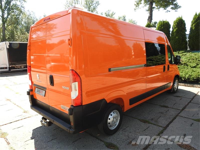 Peugeot BOXER BOX DELIVERY VAN 7 SEATS AIR CONDITIONING Lieferwagen