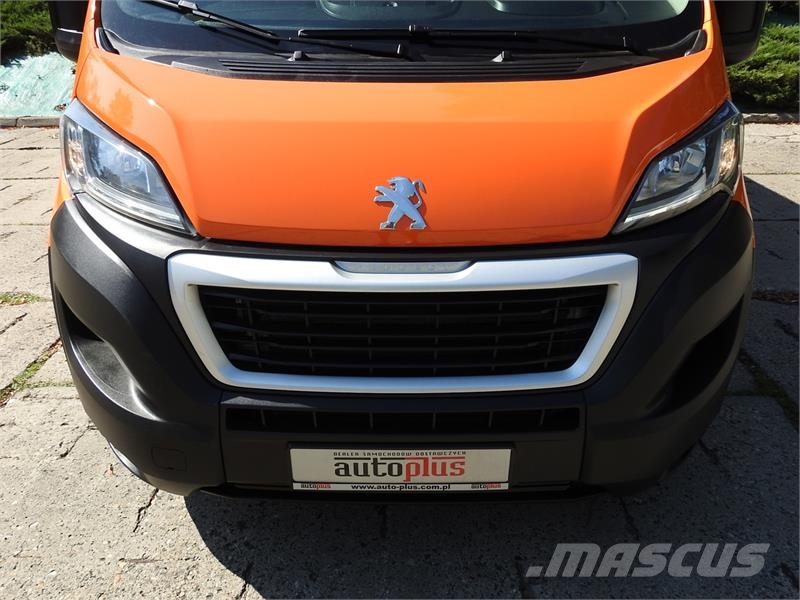 Peugeot BOXER BOX DELIVERY VAN 7 SEATS AIR CONDITIONING Lieferwagen