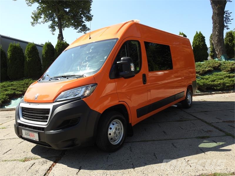 Peugeot BOXER BOX DELIVERY VAN 7 SEATS AIR CONDITIONING Lieferwagen