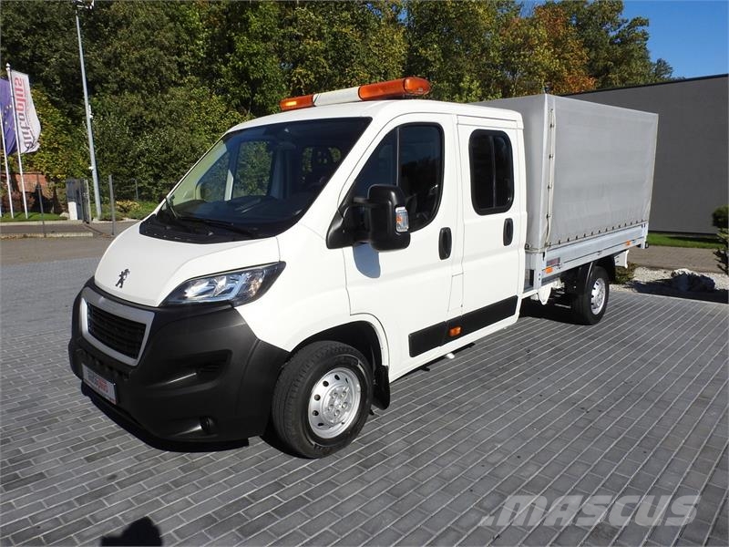 Peugeot BOXER STAKE BODY DOUBLE CABIN DOKA 7 SEATS Pickup/Sideaflæsning