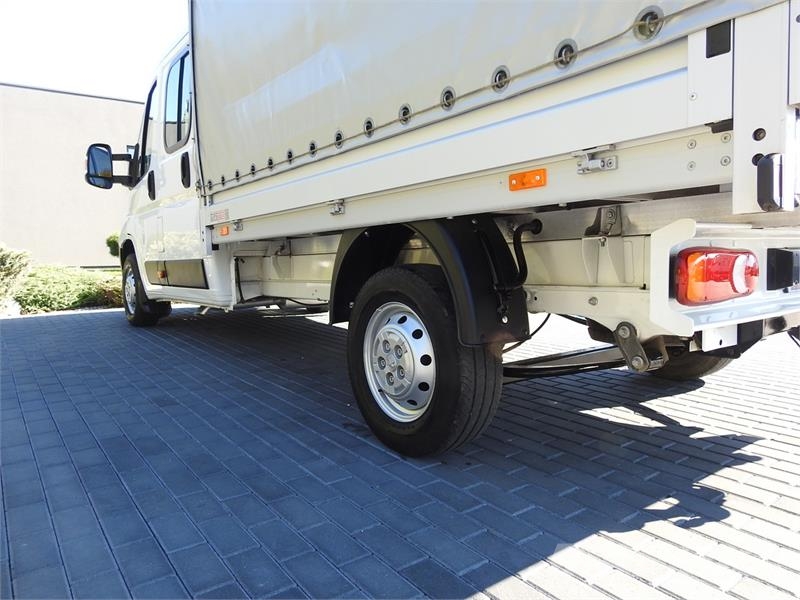 Peugeot BOXER STAKE BODY DOUBLE CABIN DOKA 7 SEATS Pickup/Sideaflæsning