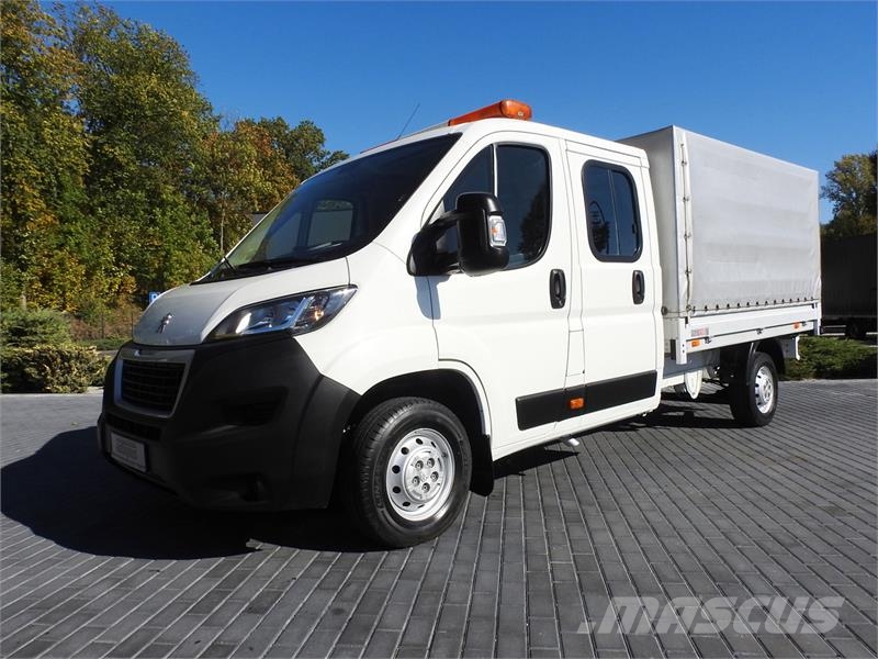 Peugeot BOXER STAKE BODY DOUBLE CABIN DOKA 7 SEATS Pickup/Sideaflæsning