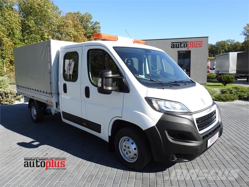 Peugeot BOXER STAKE BODY DOUBLE CABIN DOKA 7 SEATS Pickup/Sideaflæsning