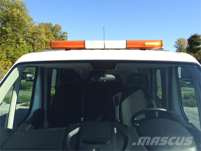 Peugeot BOXER STAKE BODY DOUBLE CABIN DOKA 7 SEATS Pickup/Sideaflæsning