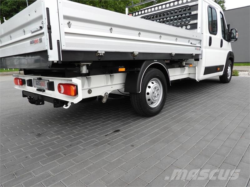 Peugeot BOXER  THREE-WAY TIPPER DOUBLE CABIN DOKA 7 SEATS Furgonetas basculantes