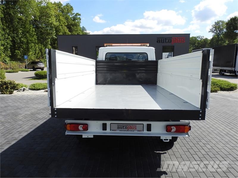 Peugeot BOXER THREE-WAY TIPPER AIR CONDITIONING 130HP Carrinhas caixa basculante