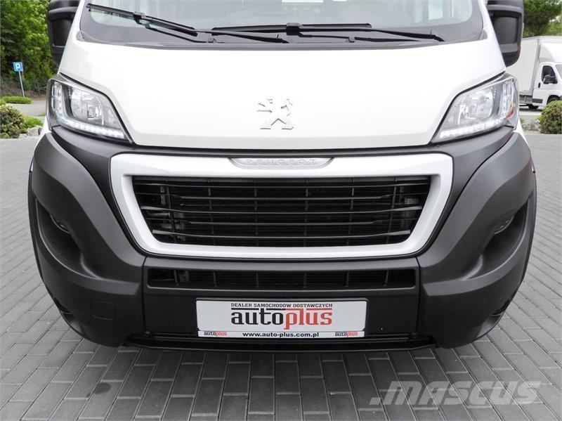 Peugeot BOXER  THREE-WAY TIPPER DOUBLE CABIN DOKA 7 SEATS Furgonetas basculantes