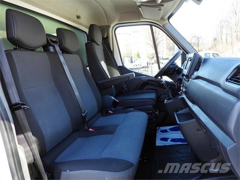 Renault MASTER BOX 8 PALLETS CRUISE CONTROL NAVIGATION هيكل صندوقي