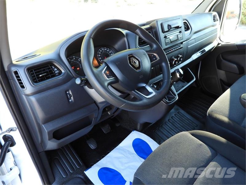 Renault MASTER BOX 8 PALLETS CRUISE CONTROL LED LIGHTS Furgons