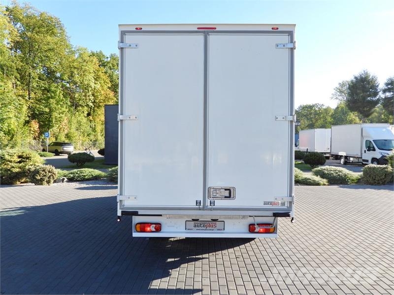 Renault MASTER BOX 8 PALLETS CRUISE CONTROL LED LIGHTS Furgons