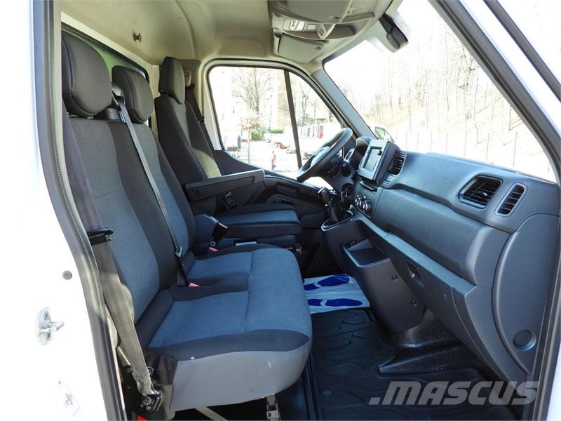 Renault MASTER BOX 8 PALLETS CRUISE CONTROL NAVIGATION هيكل صندوقي