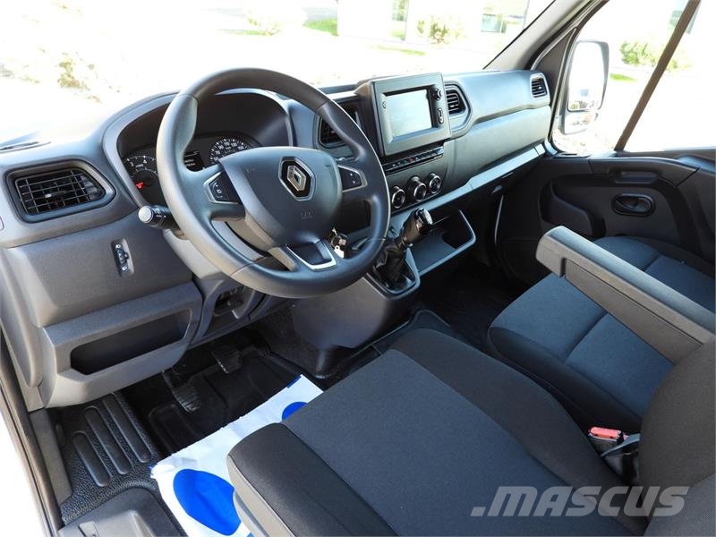Renault MASTER BOX 8 PALLETS CRUISE CONTROL NAVIGATION هيكل صندوقي