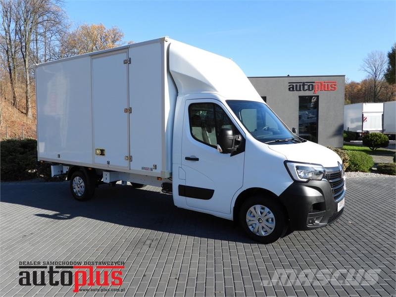 Renault MASTER BOX 8 PALLETS CRUISE CONTROL NAVIGATION هيكل صندوقي