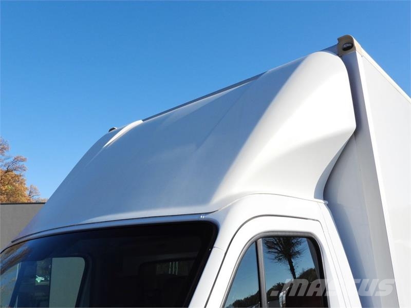 Renault MASTER BOX 8 PALLETS CRUISE CONTROL NAVIGATION هيكل صندوقي