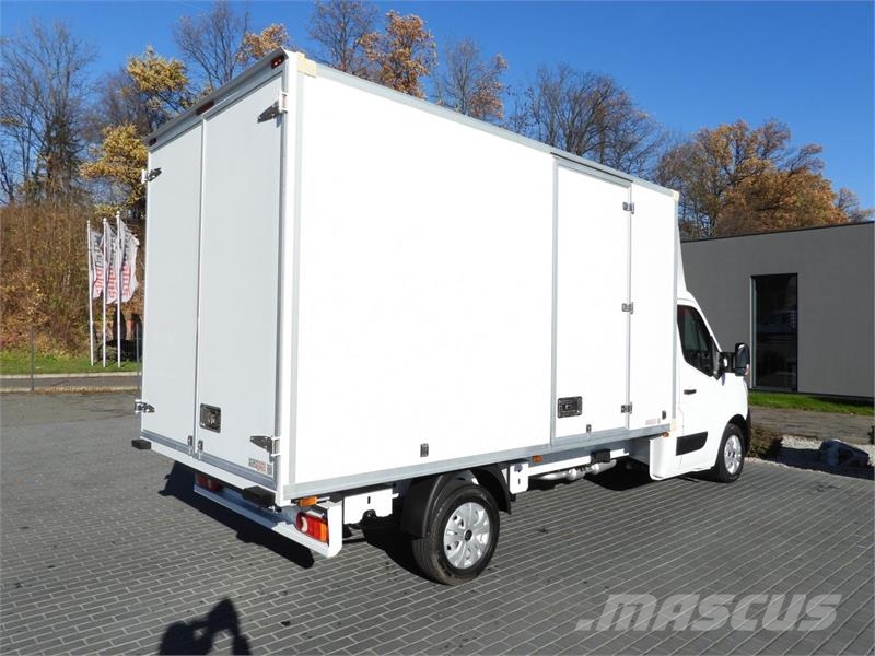 Renault MASTER BOX 8 PALLETS CRUISE CONTROL NAVIGATION هيكل صندوقي