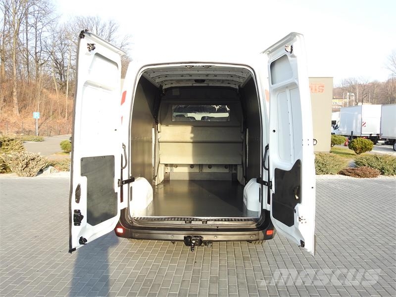Renault MASTER BOX DELIVERY VAN 7 SEATS CRUISE CONTROL Lieferwagen
