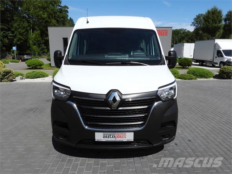 Renault MASTER  BOX DELIVERY VAN 7 SEATS CRUISE CONTROL شاحنة مقفلة