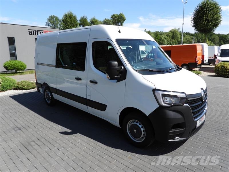 Renault MASTER  BOX DELIVERY VAN 7 SEATS CRUISE CONTROL شاحنة مقفلة
