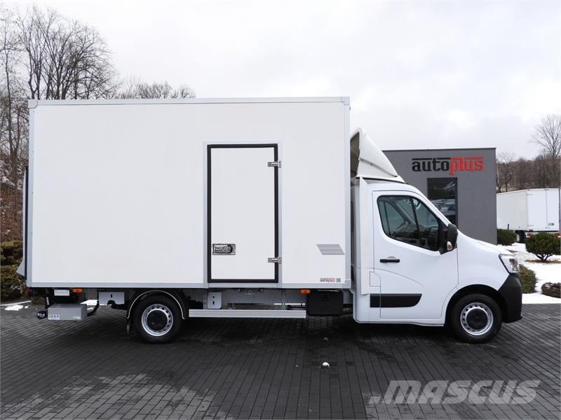 Renault MASTER  BOX LIFT 8 PALLETS CRUISE CONTROL Vehículos de caha cerrada
