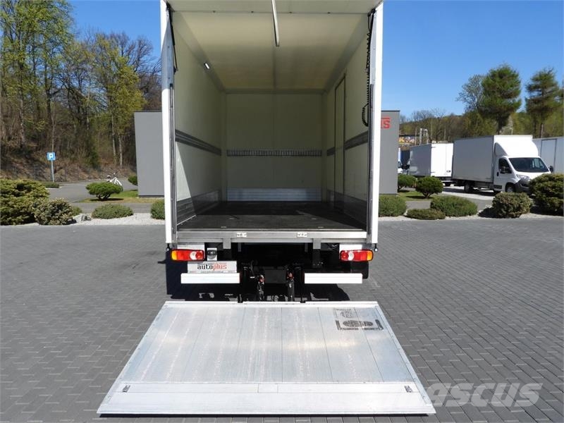 Renault MASTER BOX LIFT 8 PALLETS CRUISE CONTROL LED Фургони