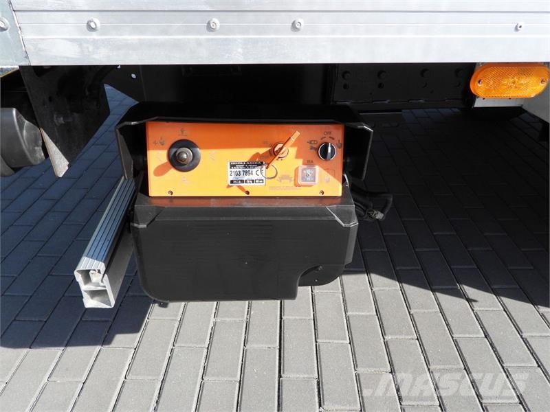 Renault MASTER BOX LIFT 9 PALLETS CRUISE CONTROL LED Gesloten opbouw