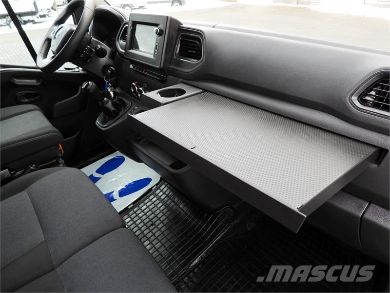 Renault MASTER  BOX LIFT 8 PALLETS CRUISE CONTROL Vehículos de caha cerrada