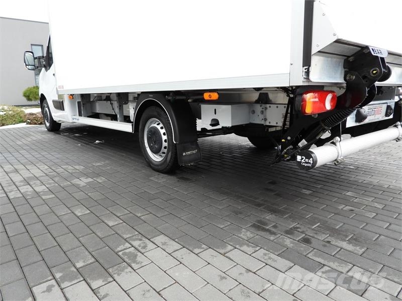 Renault MASTER  BOX LIFT 8 PALLETS CRUISE CONTROL Vehículos de caha cerrada