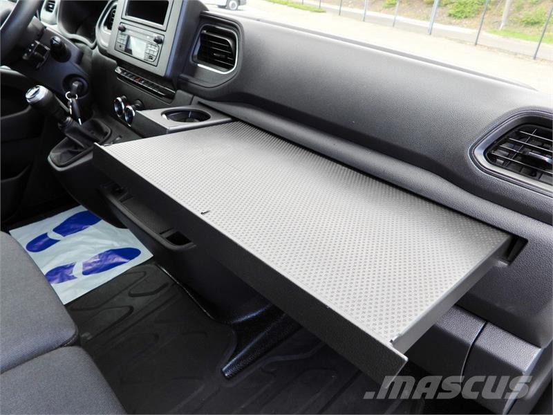 Renault MASTER BOX LIFT 8 PALLETS CRUISE CONTROL LED Цельнометаллический фургоны