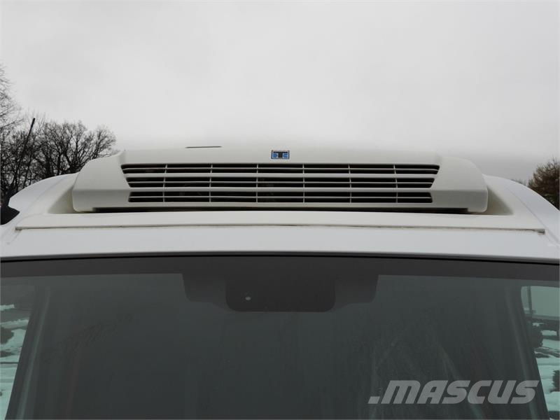 Renault MASTER  REFRIGERATOR VAN -10*C POWER SUPPLY 230V بدرجة حرارة قابلة للضبط