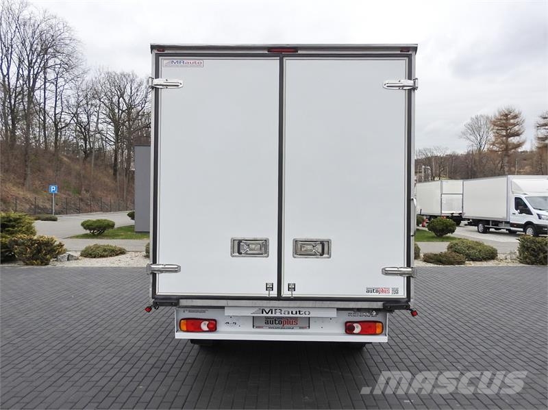 Renault MASTER REGRIGERATOR BOX 0*C LED LIGHTS Kylmä-/Lämpökorit