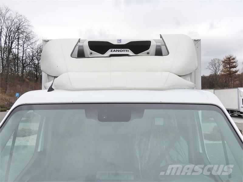 Renault MASTER REGRIGERATOR BOX 0*C LED LIGHTS Kylmä-/Lämpökorit