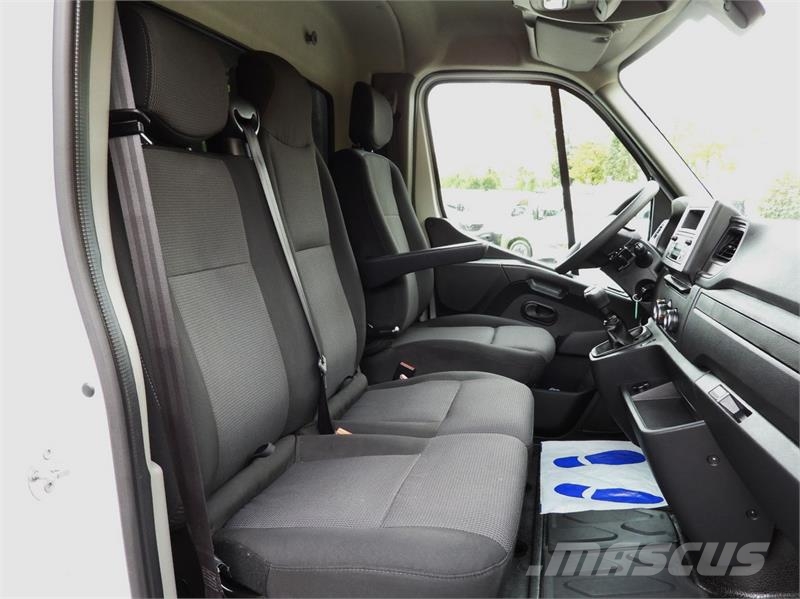 Renault MASTER TARPAULIN LIFT 10 PALLETS CRUISE CONTROL Furgonetas de caja cerrada